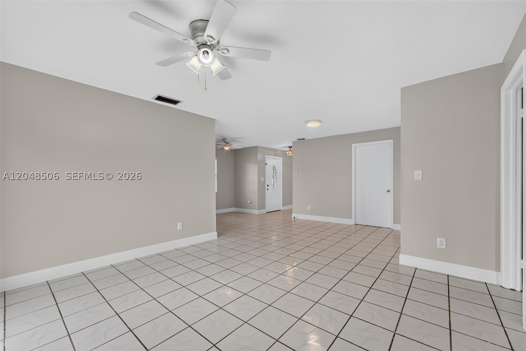 GREENWOOD VILLAS - Residential
