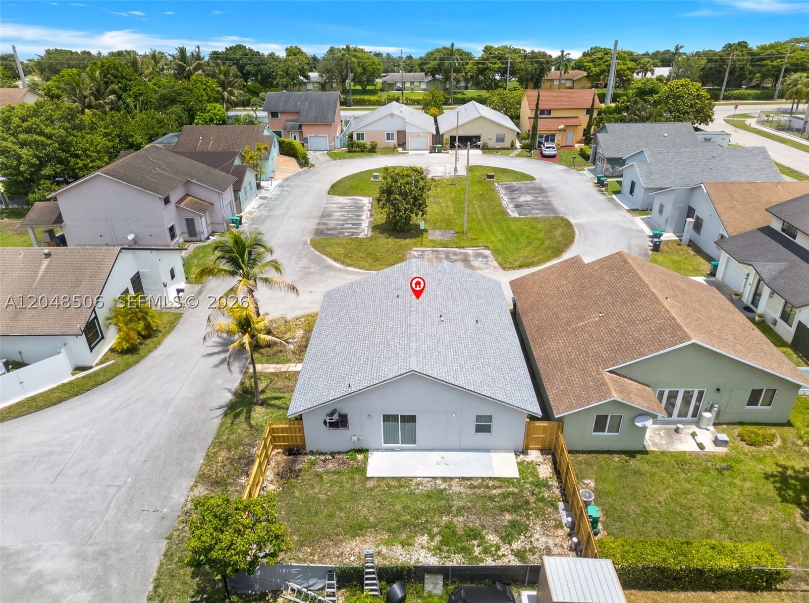 GREENWOOD VILLAS - Residential