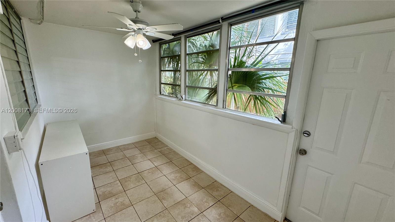 GOLDEN KEY CONDO, THE - Residential