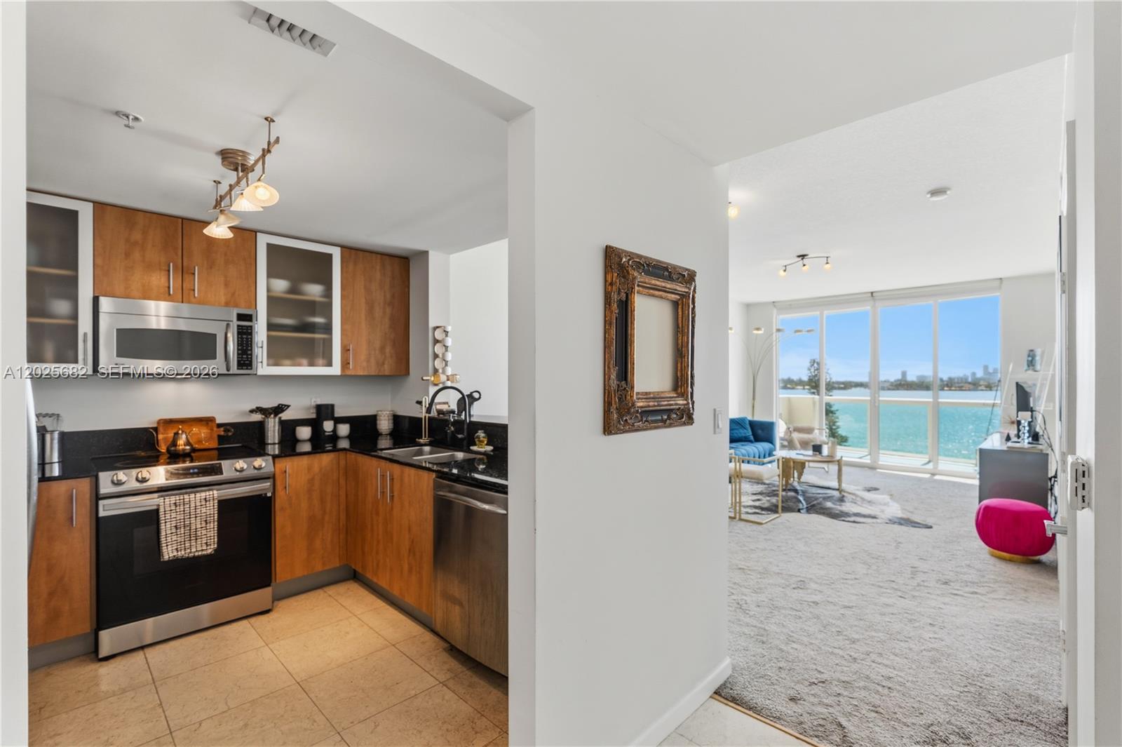 360 CONDO B - Residential