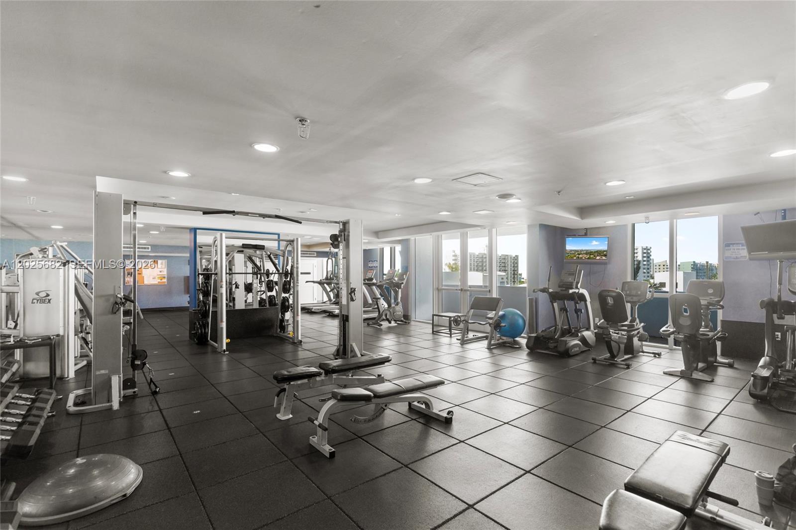 360 CONDO B - Residential