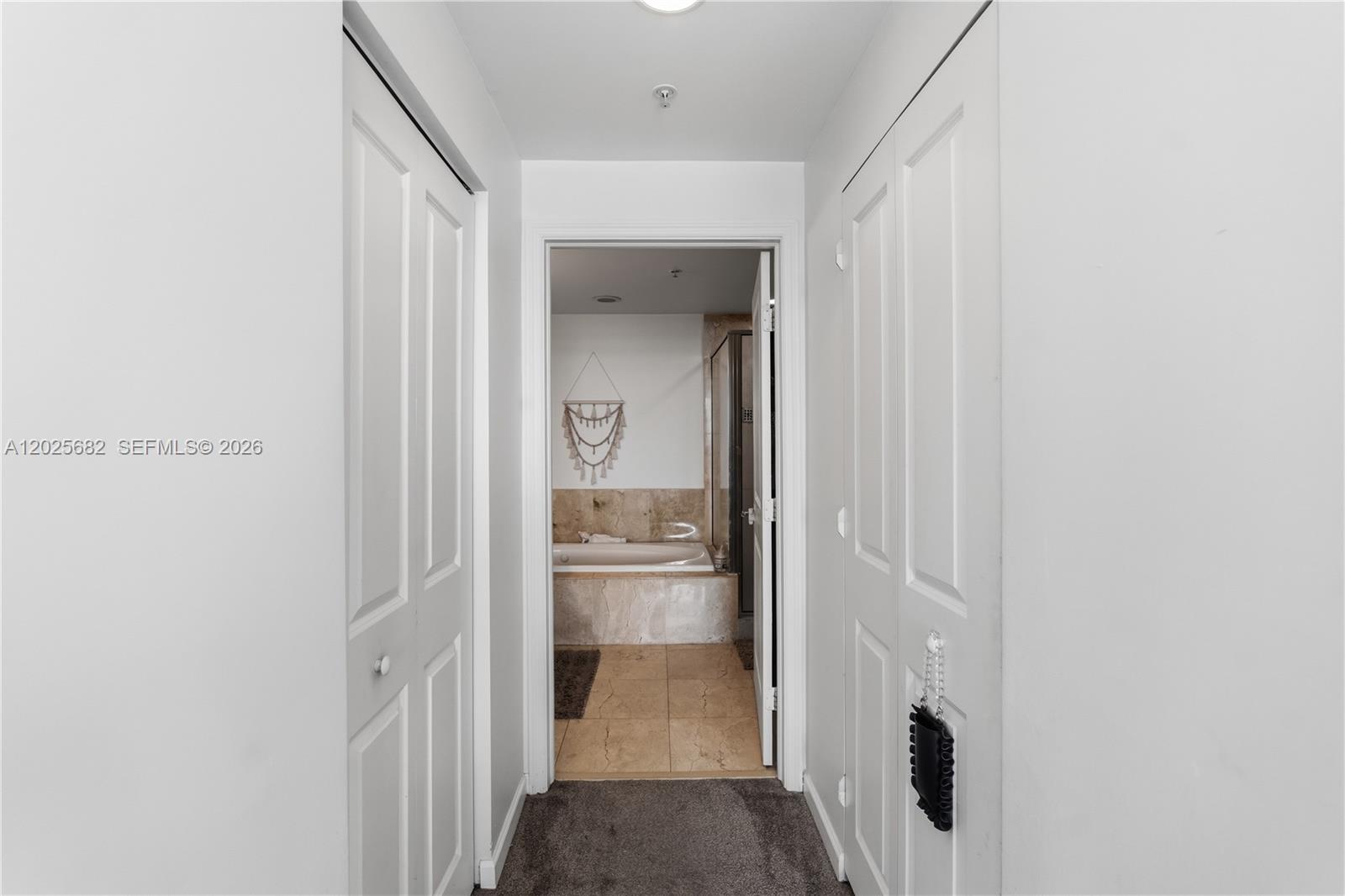 360 CONDO B - Residential