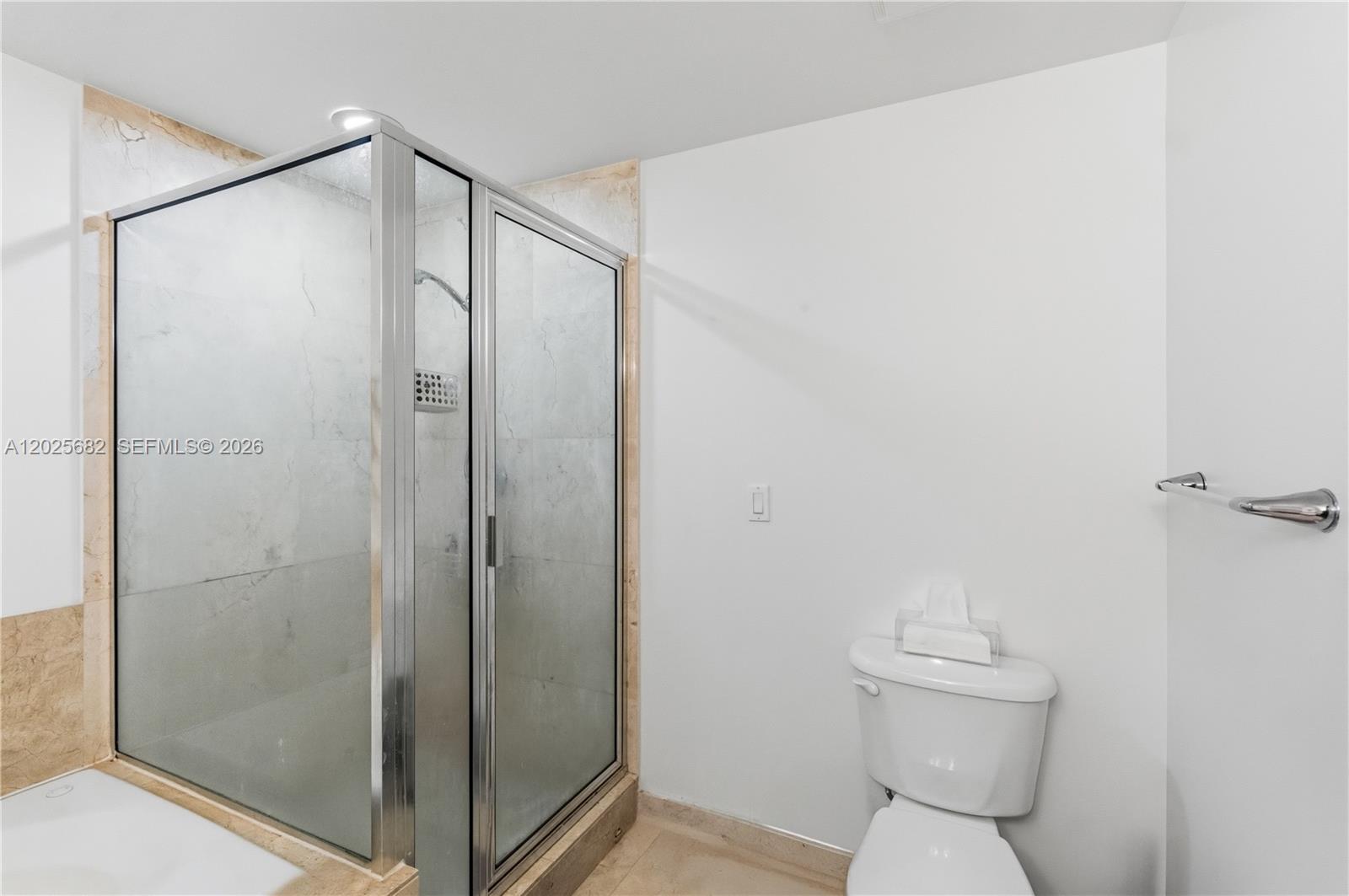 360 CONDO B - Residential