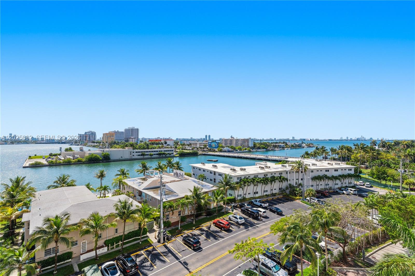 360 CONDO B - Residential