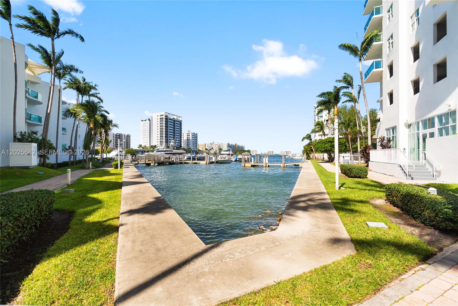 360 CONDO B - Residential