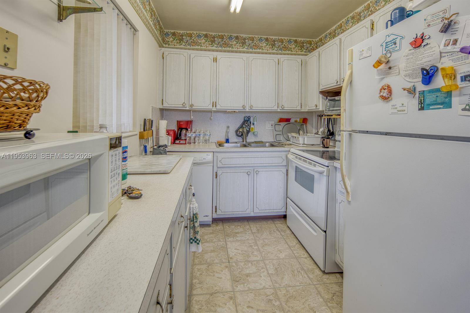 PARKVIEW VILLAS CONDO - Residential