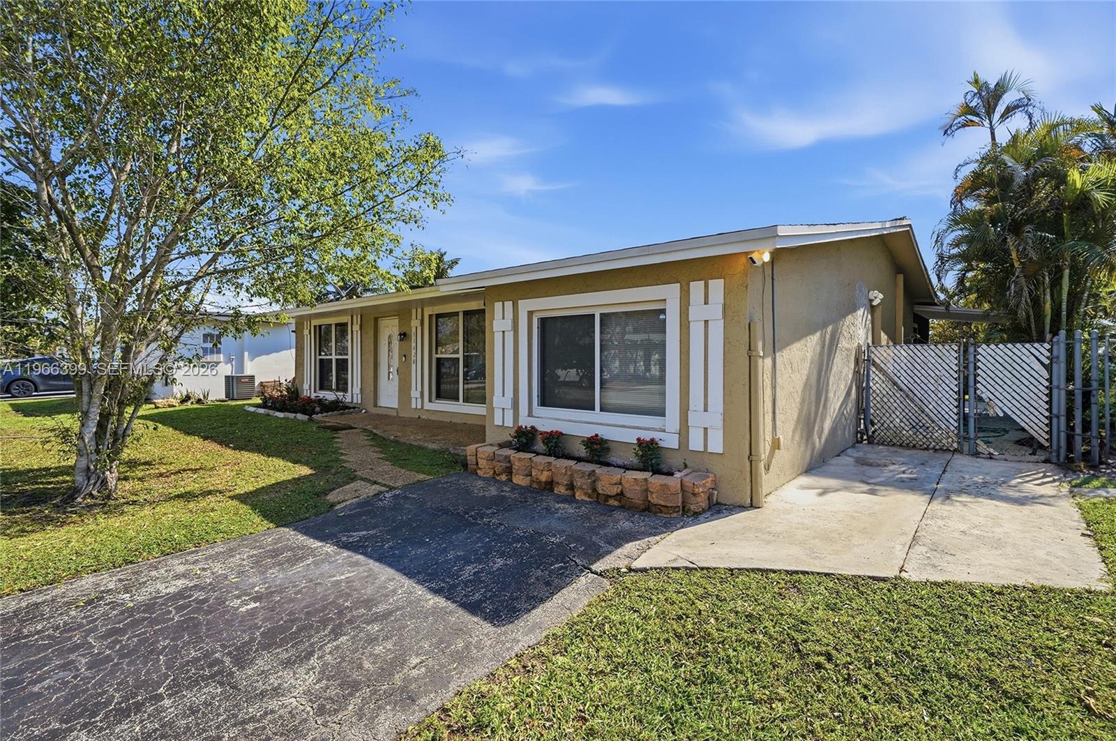 SUNRISE GOLF VILLAGE SEC - Residential
