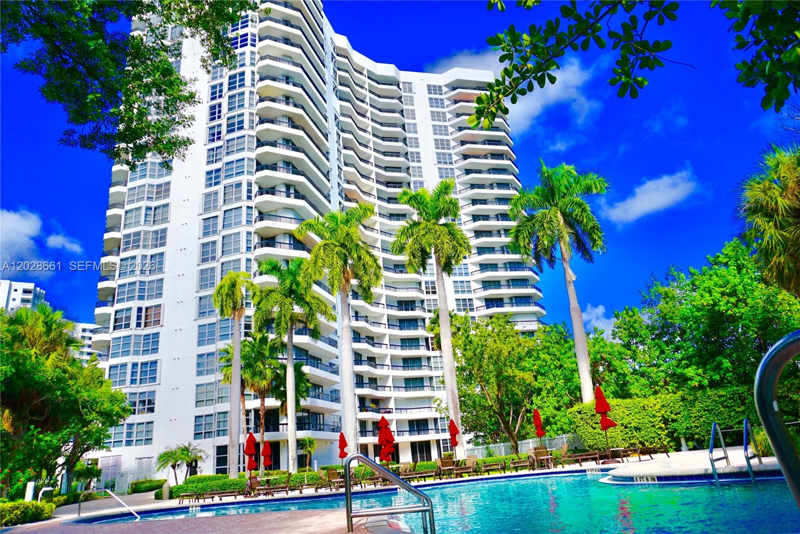 MYSTIC POINTE TOWER 600 C - Residential