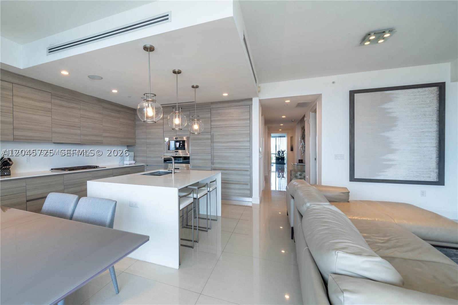 ECHO CONDO - Residential