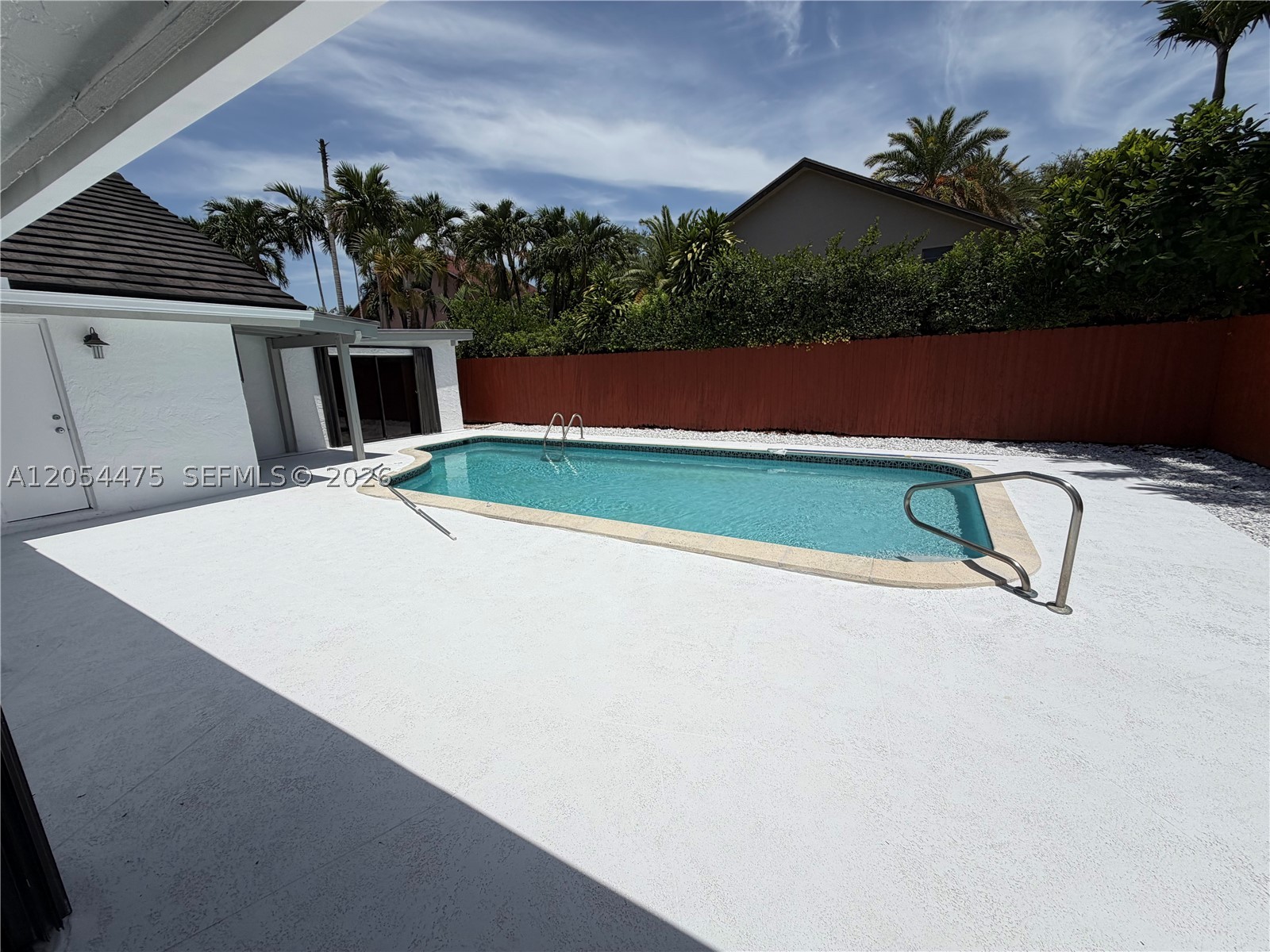 KENDALL TRAILS SUB - Residential Lease