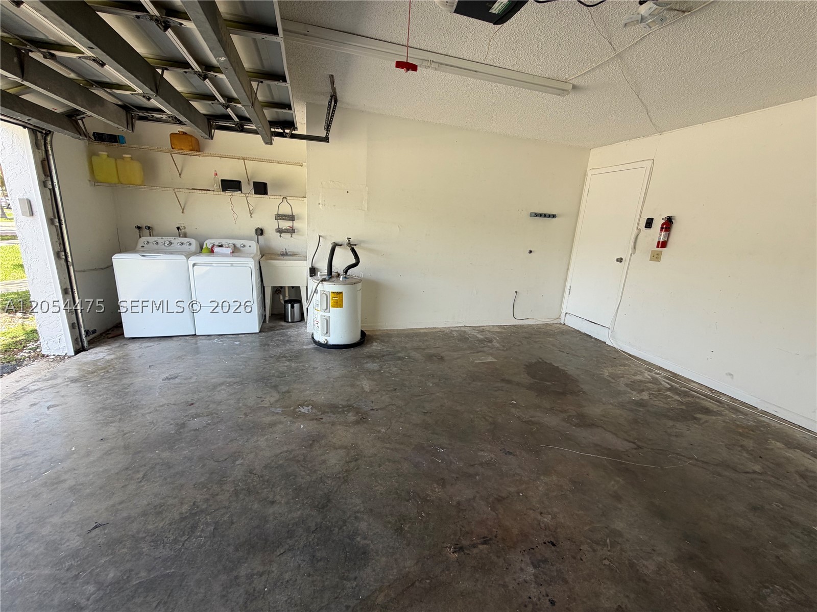 KENDALL TRAILS SUB - Residential Lease