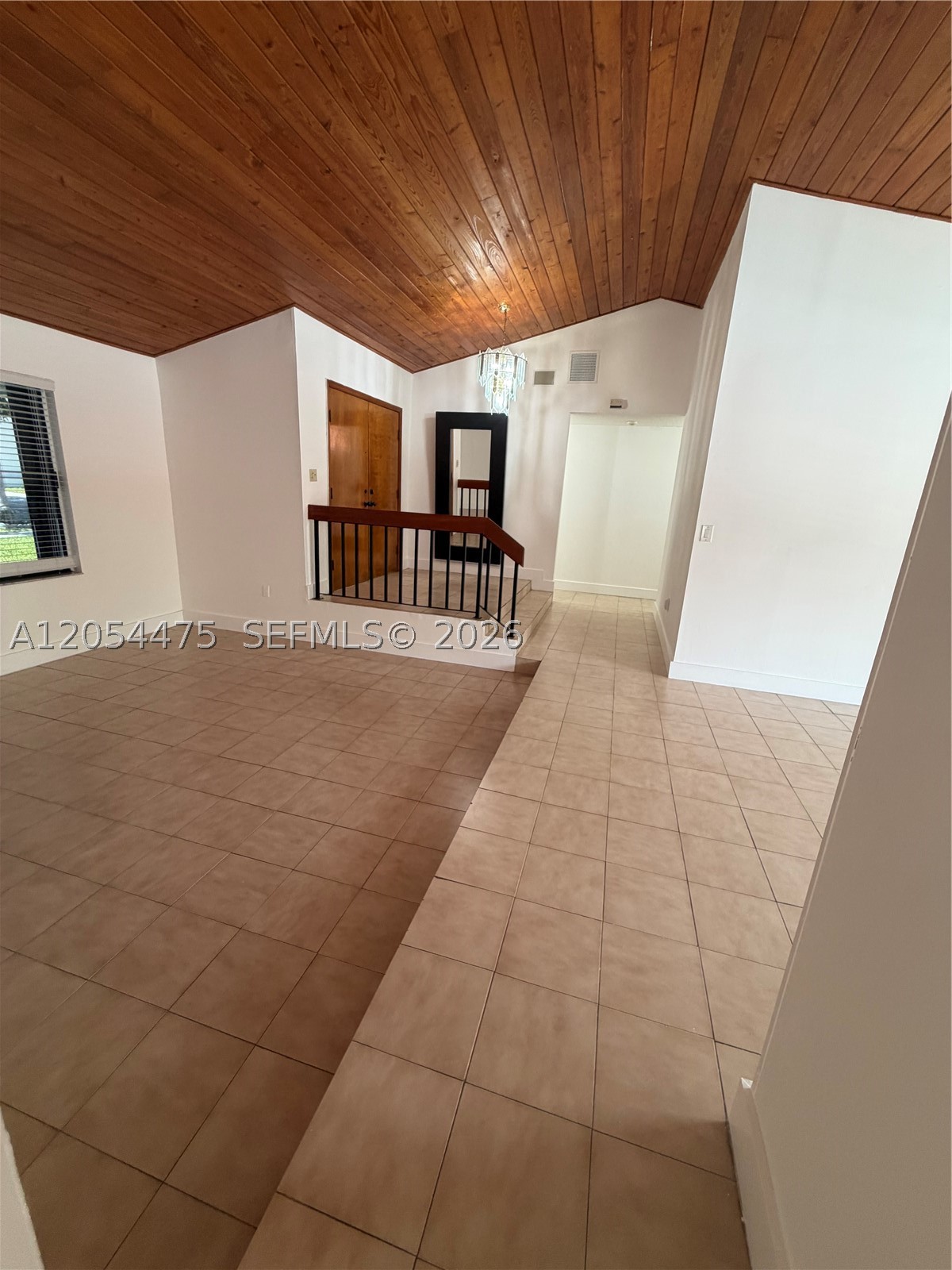 KENDALL TRAILS SUB - Residential Lease