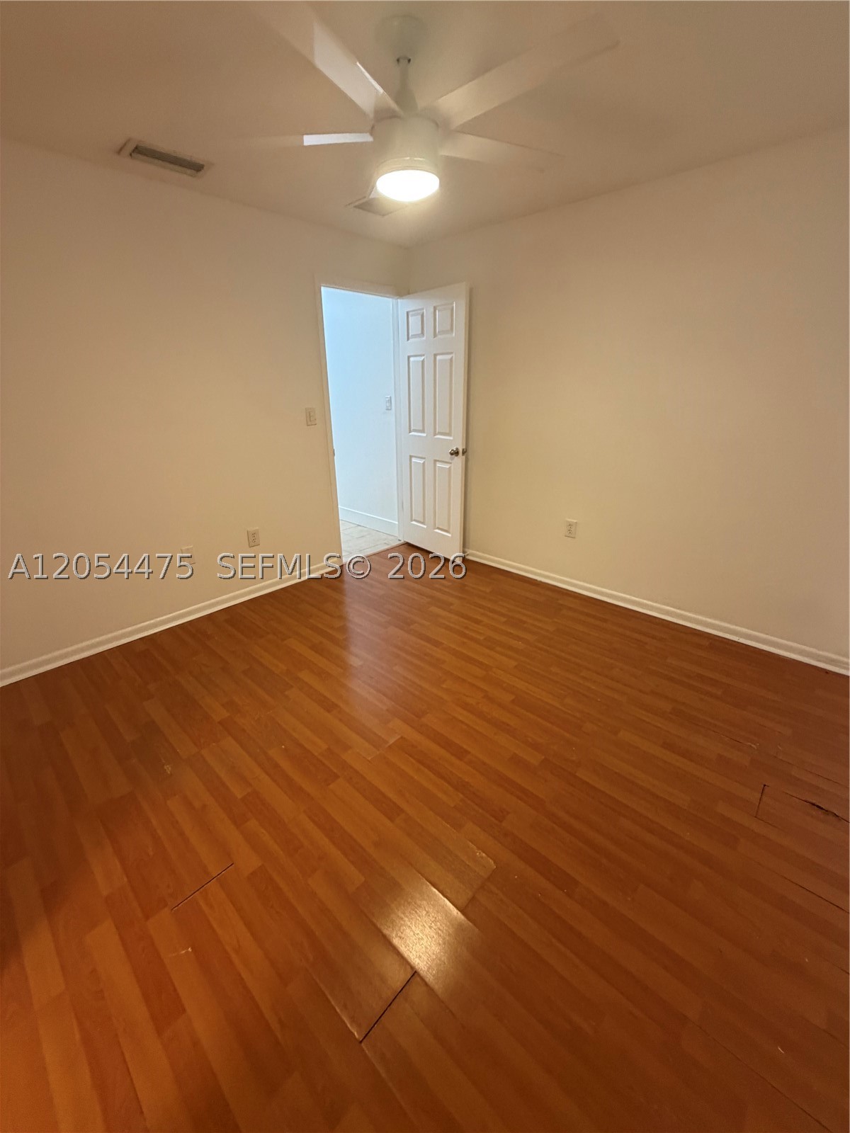 KENDALL TRAILS SUB - Residential Lease
