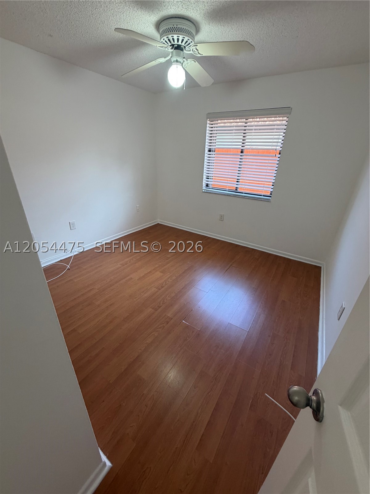 KENDALL TRAILS SUB - Residential Lease