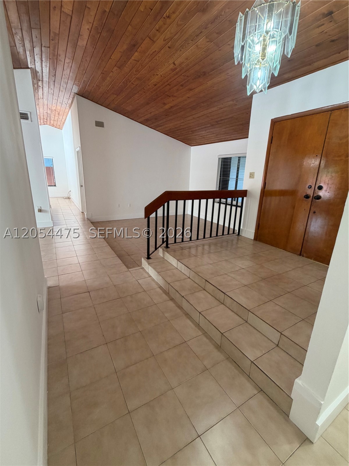 KENDALL TRAILS SUB - Residential Lease