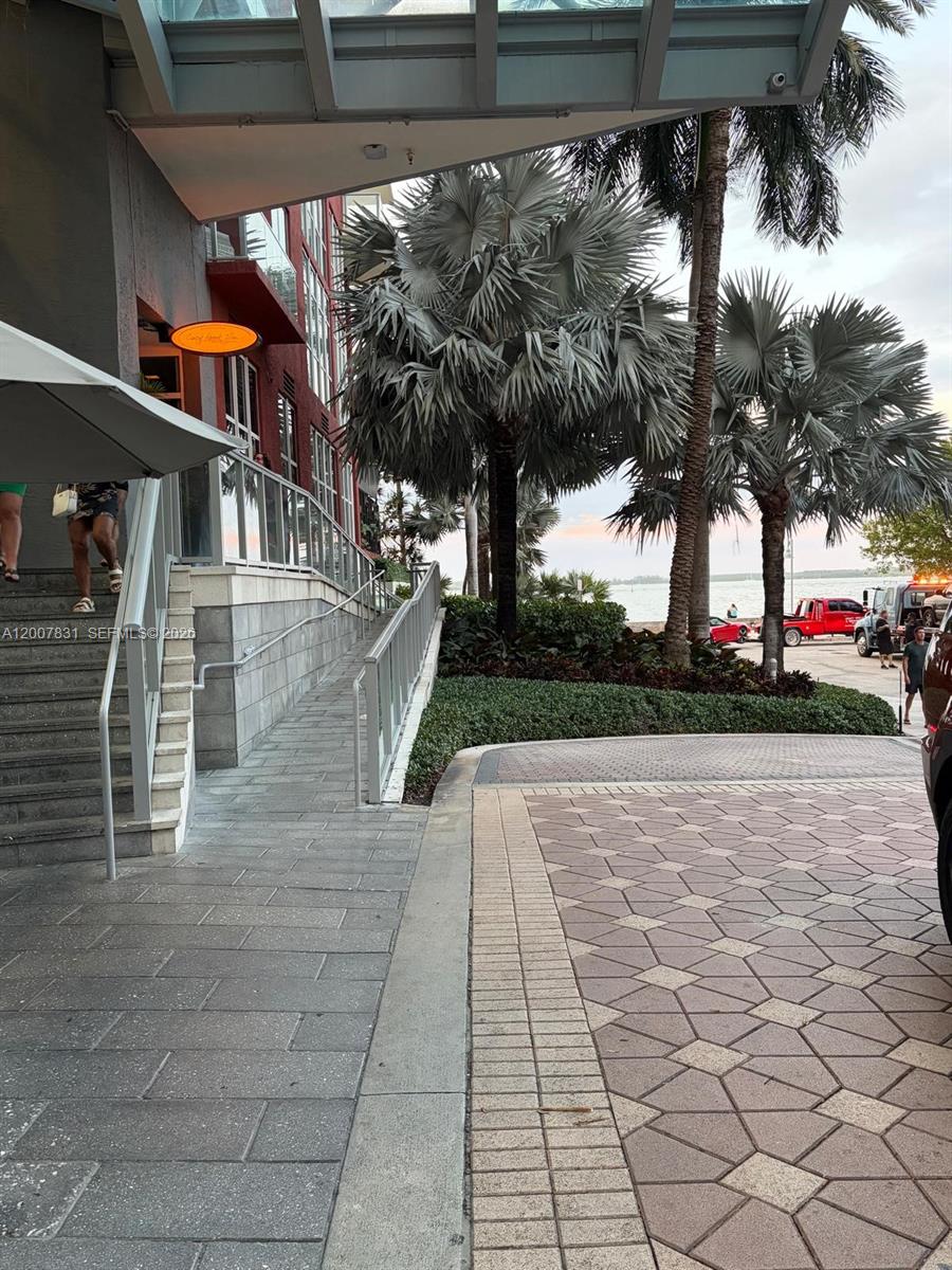 THE MARK ON BRICKELL COND - Residential