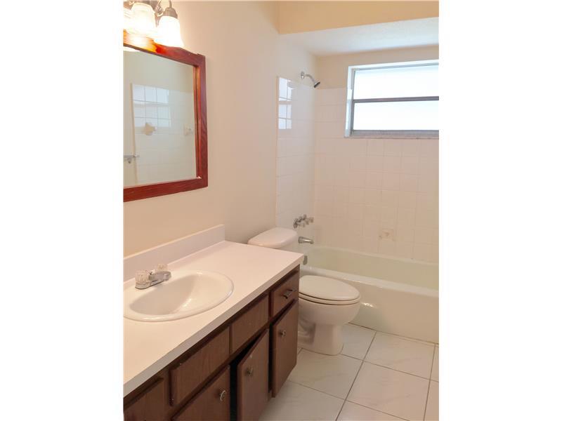 BROWARD GARDENS 21-48 B - Residential Income