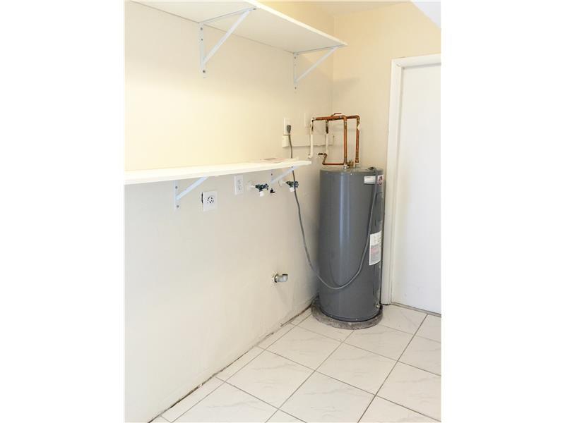 BROWARD GARDENS 21-48 B - Residential Income