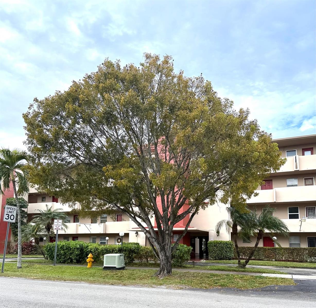 ROLLING GREEN CONDO C - Residential