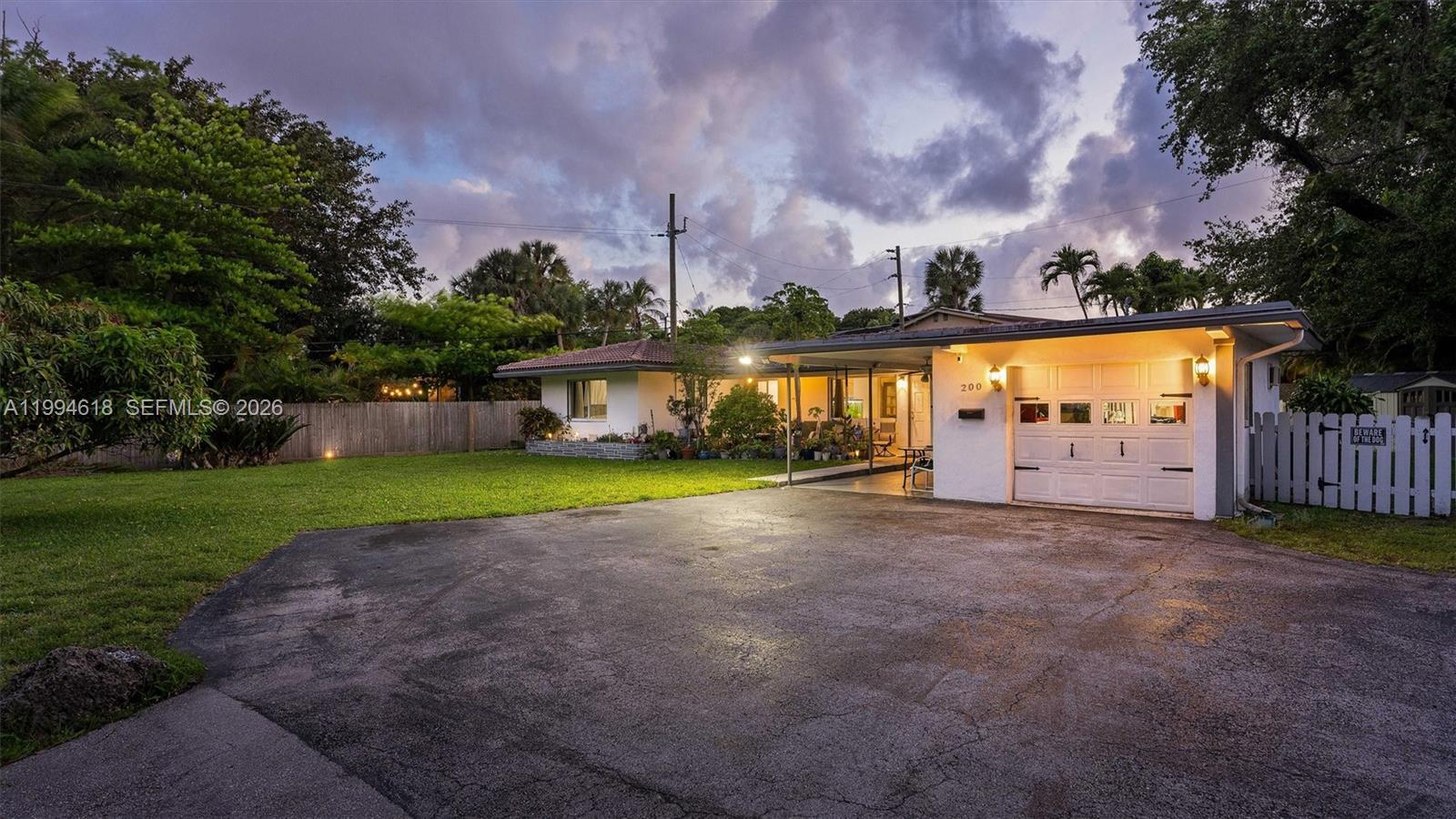 Lloyd Estates 25-47 B - Residential