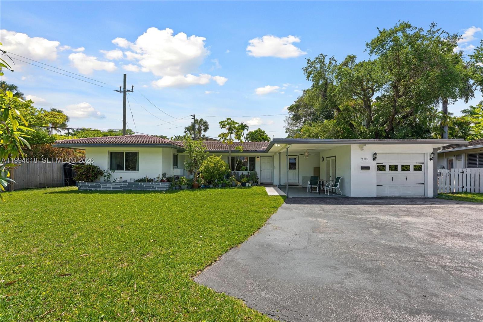 Lloyd Estates 25-47 B - Residential