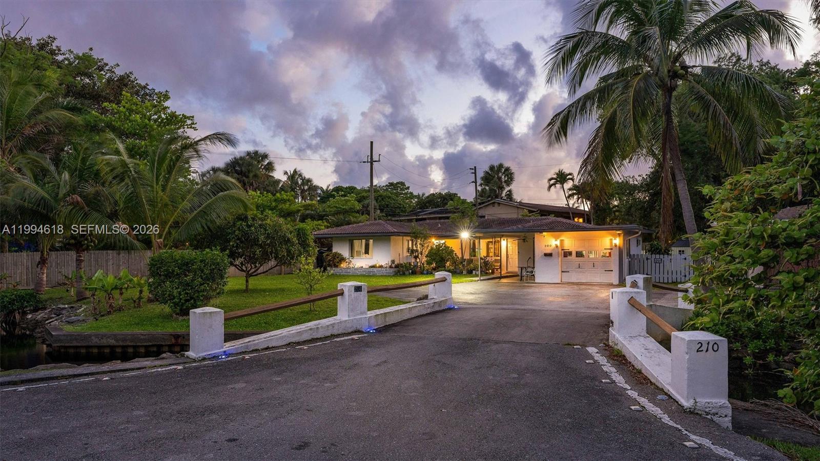 Lloyd Estates 25-47 B - Residential