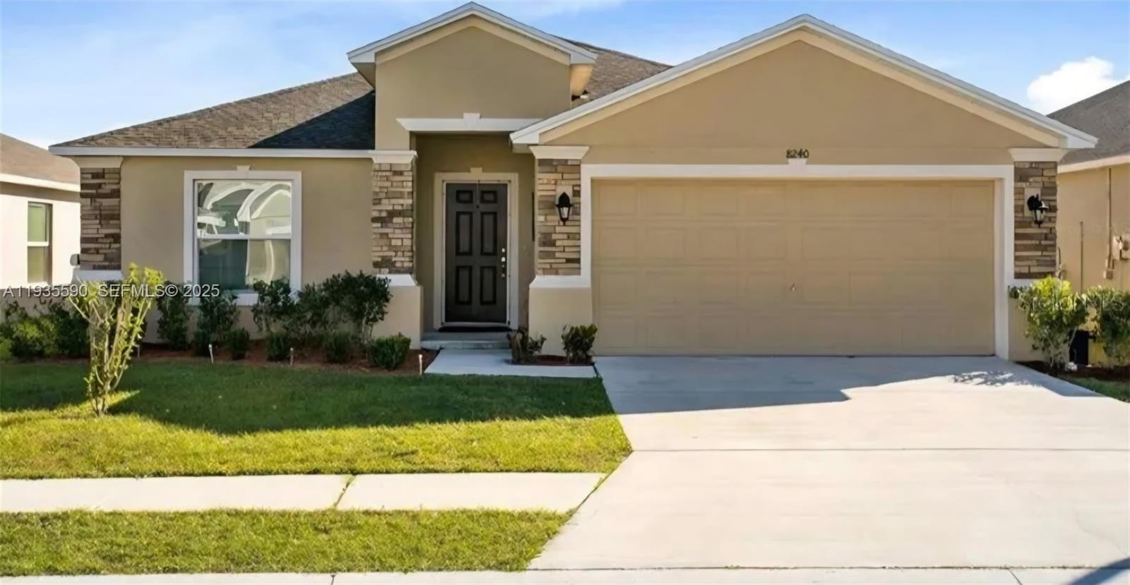 Campbell Crossing Circle - Residential