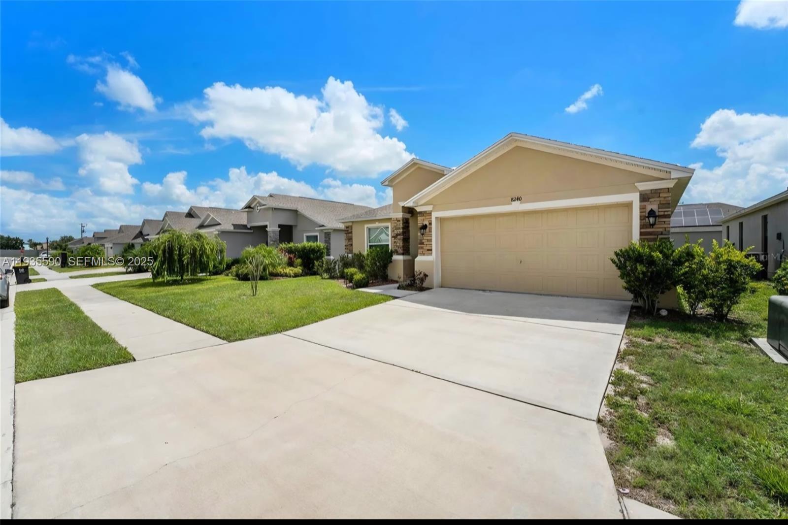Campbell Crossing Circle - Residential