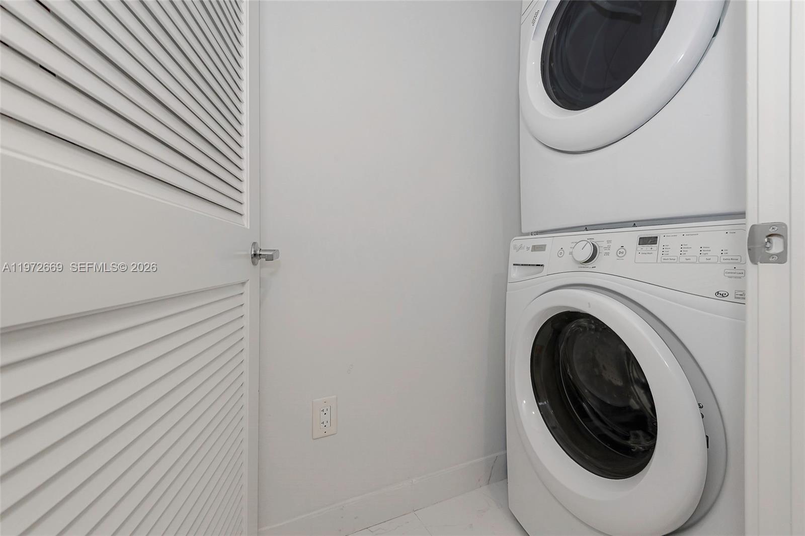 400 SUNNY ISLES CONDO EAS - Residential