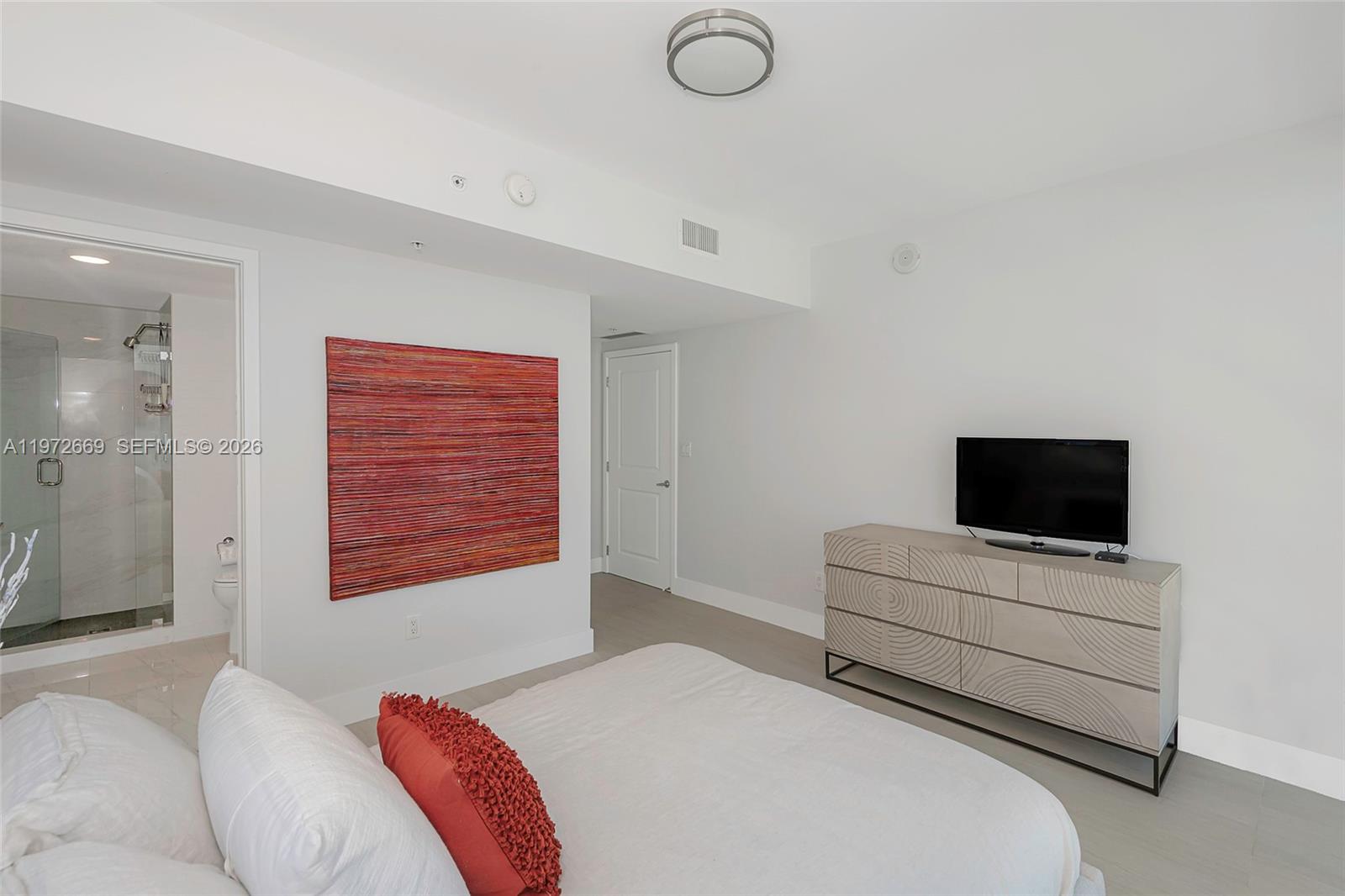 400 SUNNY ISLES CONDO EAS - Residential