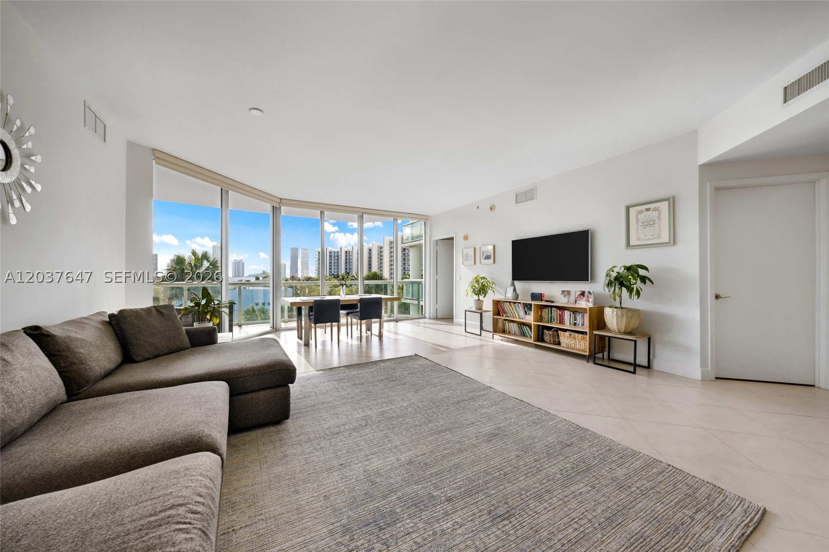 THE ATRIUM AT AVENTURA CO - Residential