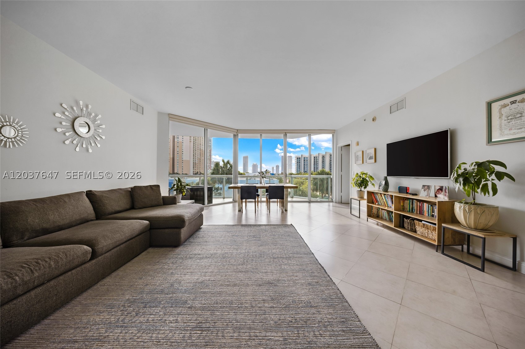 THE ATRIUM AT AVENTURA CO - Residential
