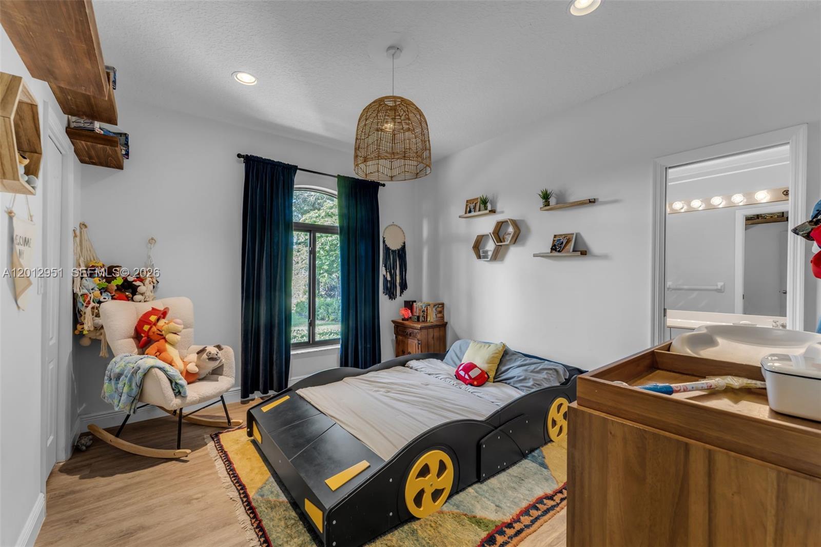 SHARON ESTATES - Residential