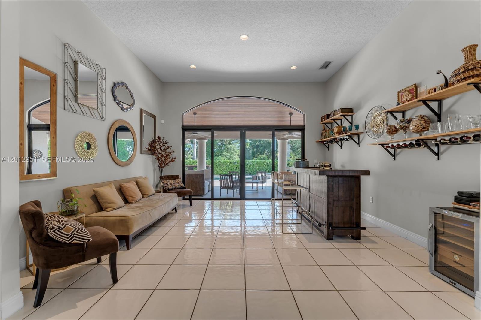 SHARON ESTATES - Residential