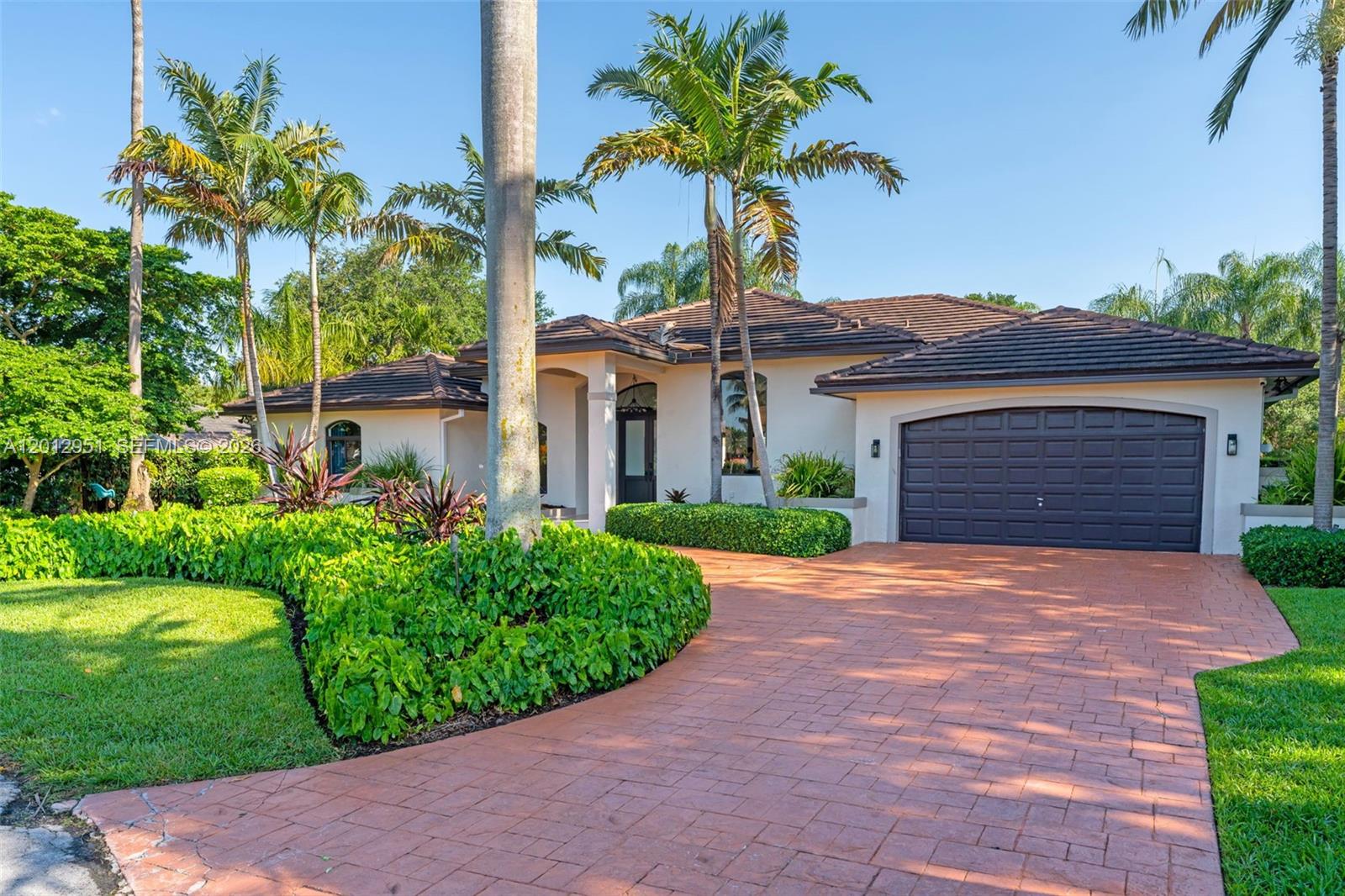 SHARON ESTATES - Residential