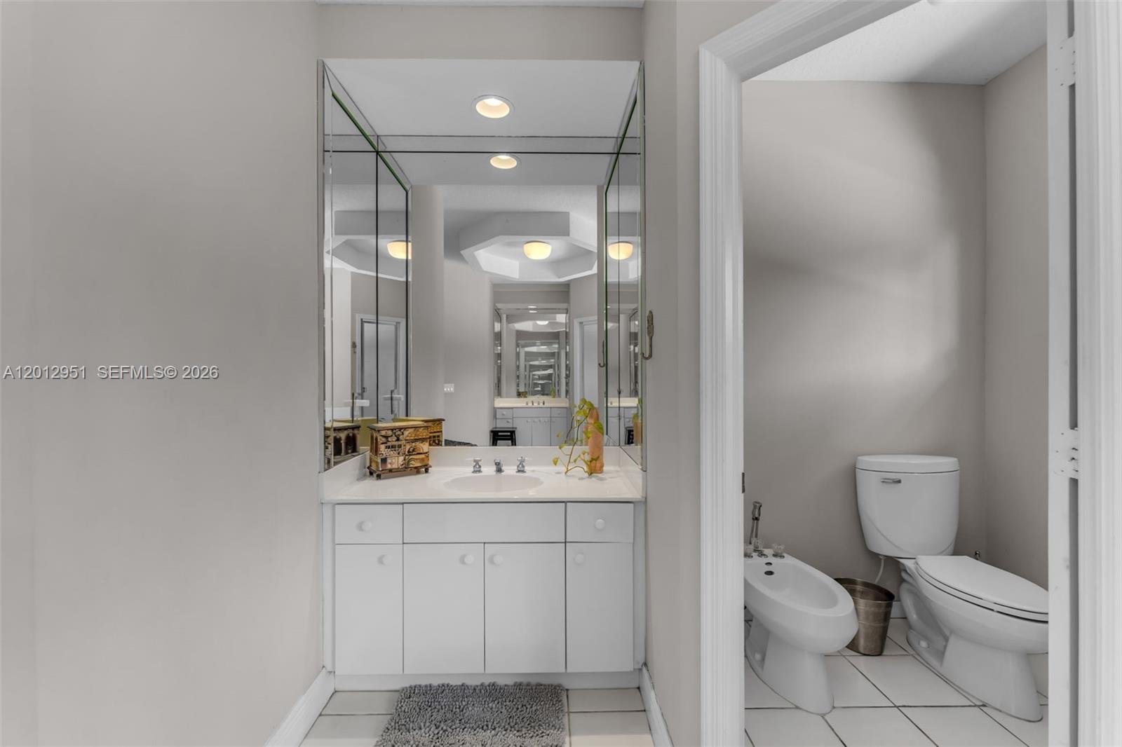 SHARON ESTATES - Residential
