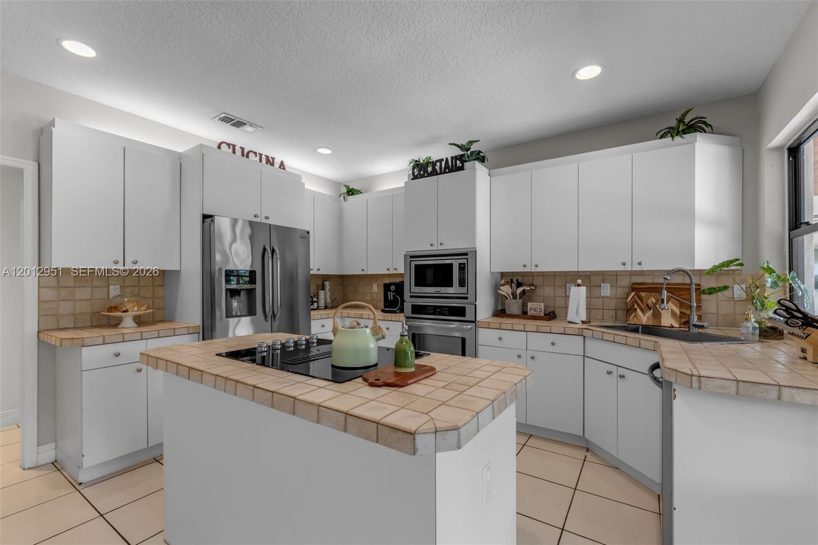 SHARON ESTATES - Residential