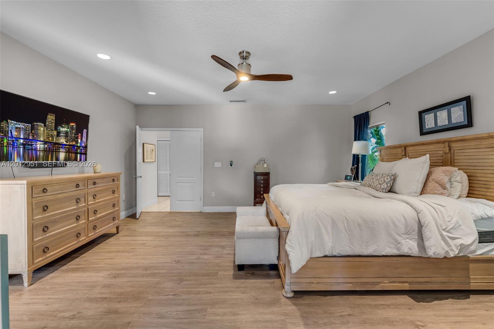 SHARON ESTATES - Residential