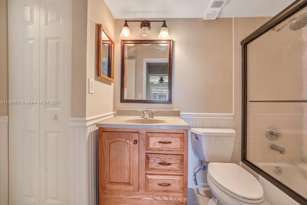 COLONNADES CONDO - Residential Lease