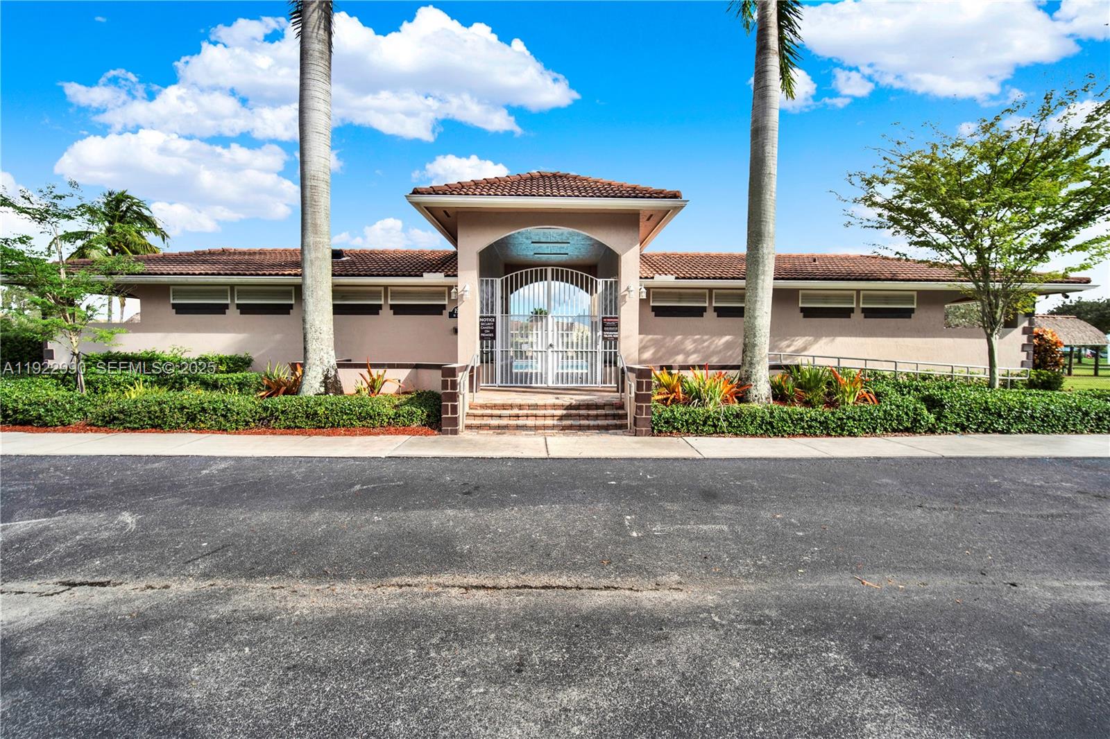 TOWNGATE CONDO EIGHT - Residential Lease