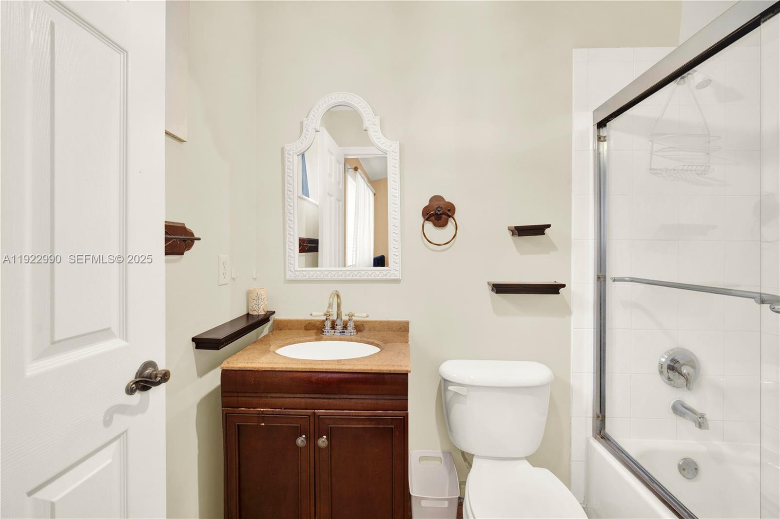 TOWNGATE CONDO EIGHT - Residential Lease