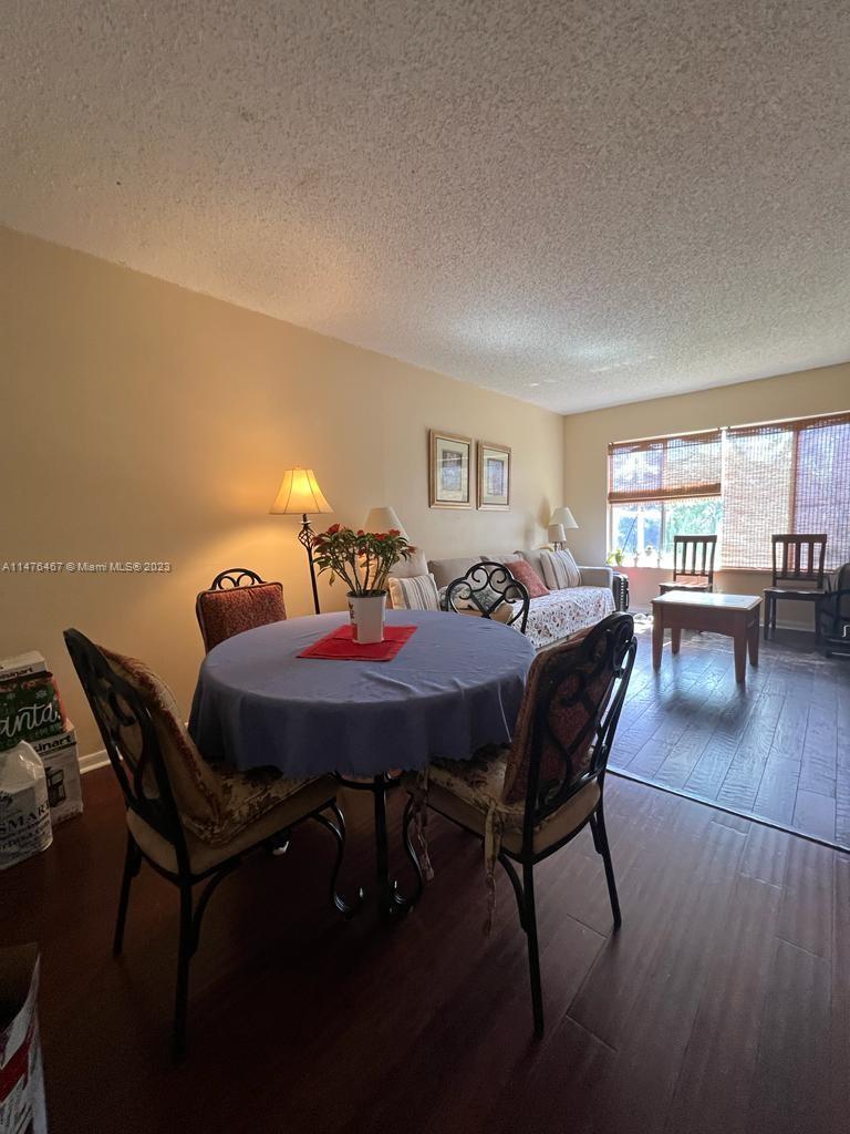 COUNTRY GARDENS CONDO - Residential