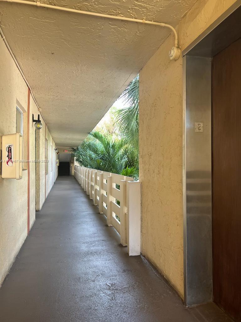 COUNTRY GARDENS CONDO - Residential