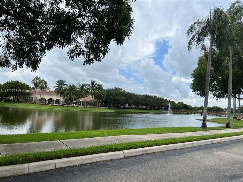 AVENTINE AT MIRAMAR CONDO - Residential Lease