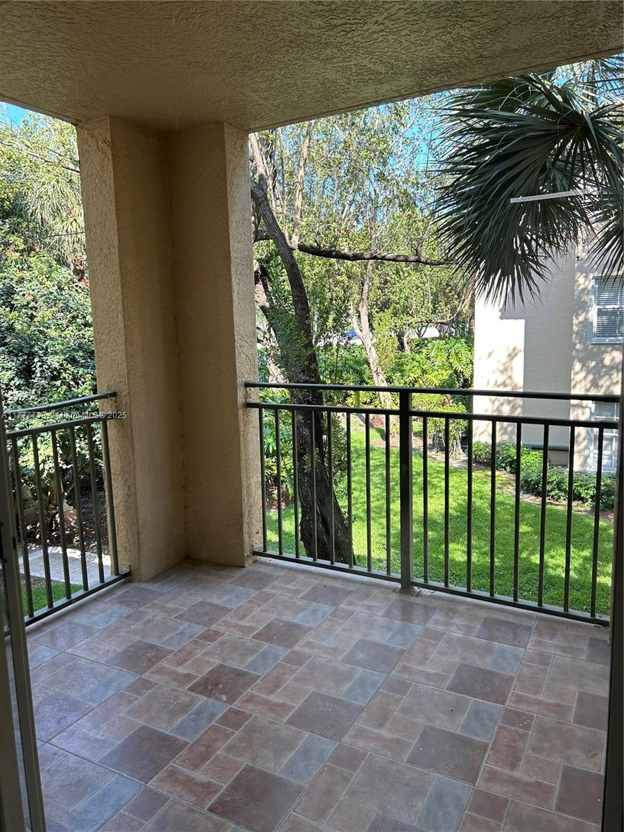 AVENTINE AT MIRAMAR CONDO - Residential Lease