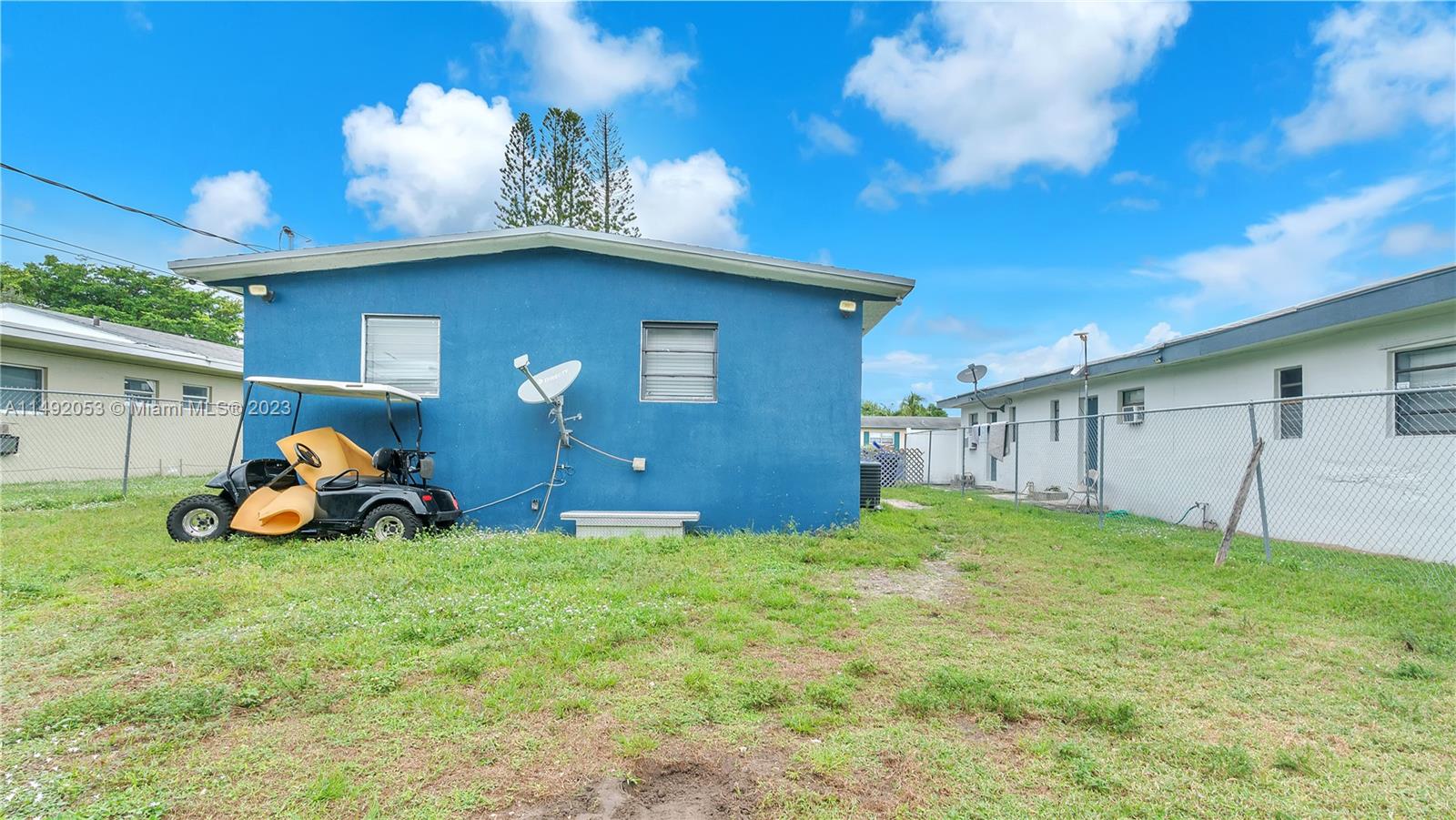 PINE RIDGE PARK - Residential