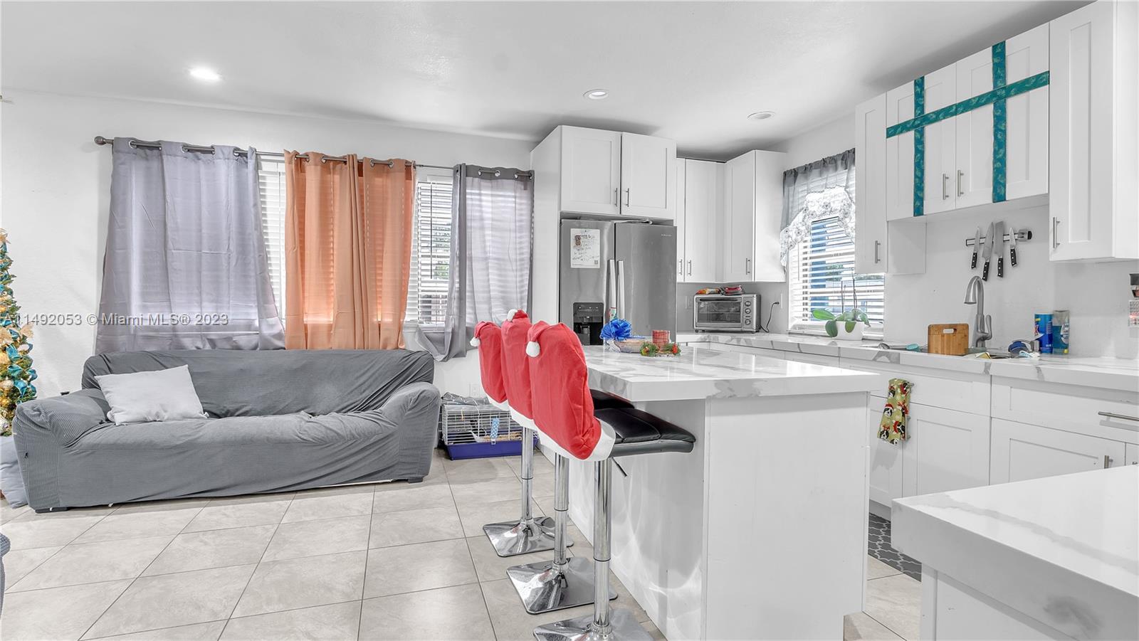 PINE RIDGE PARK - Residential