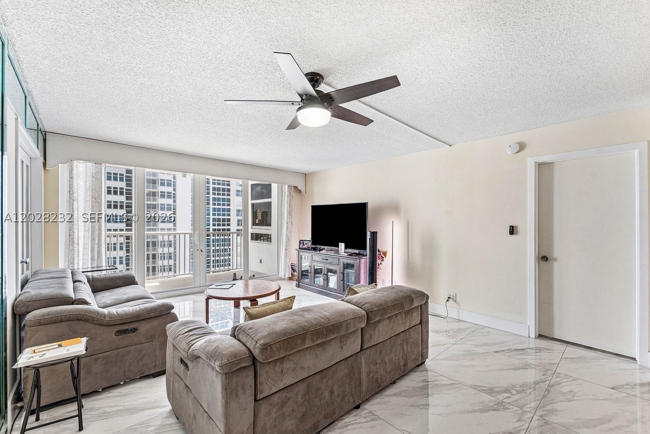 RENAISSANCE OF POMPANO BE - Residential