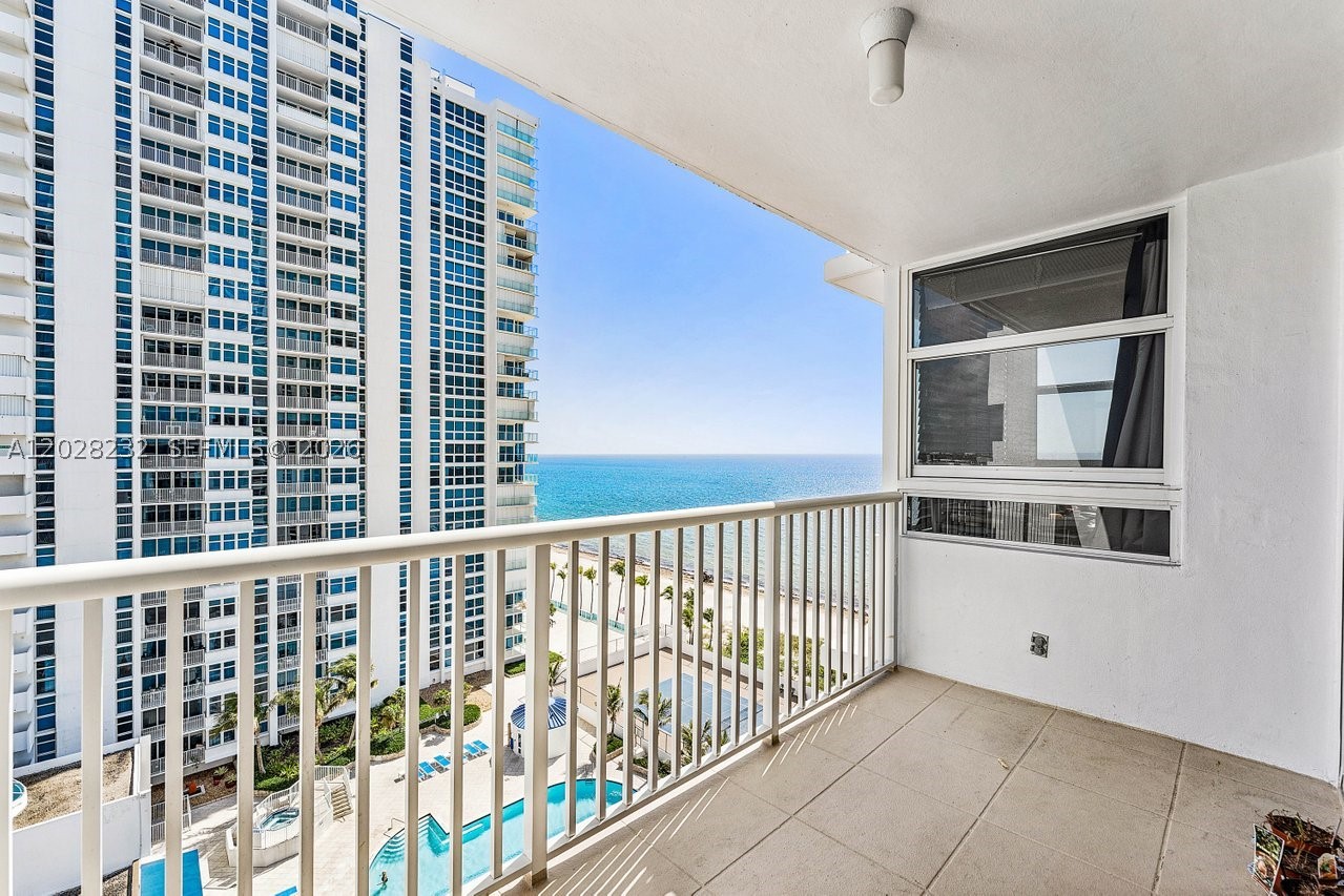 RENAISSANCE OF POMPANO BE - Residential