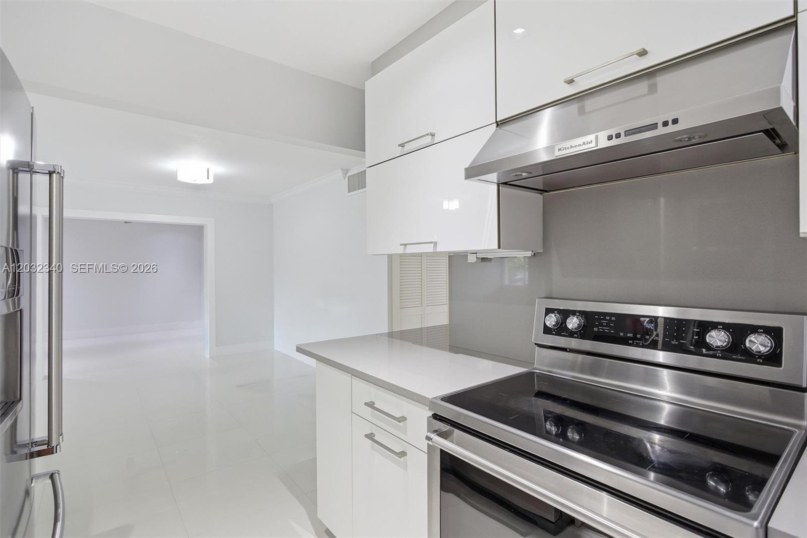 LAKES OF ACADIA UNIT 3 TH - Residential